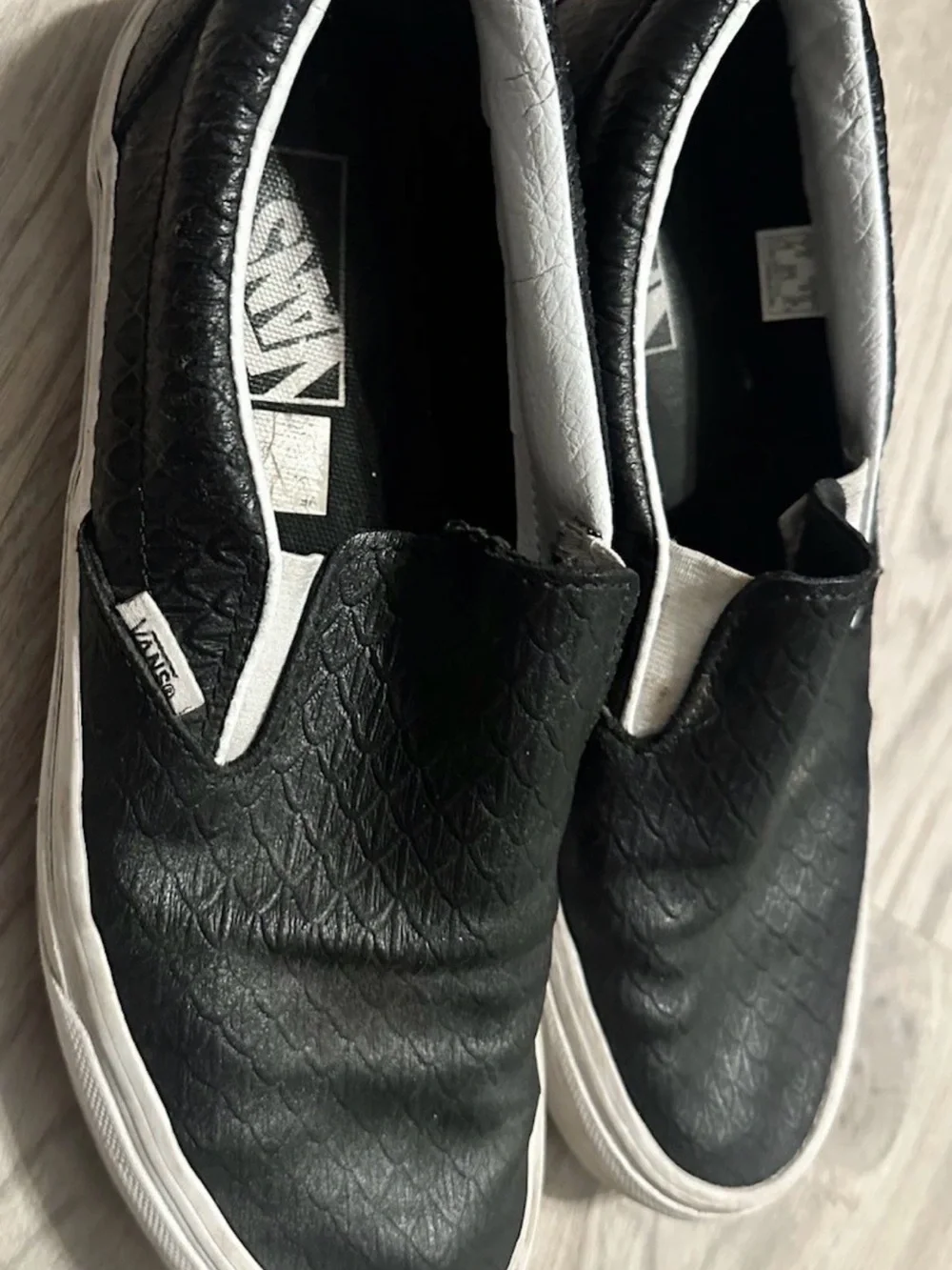 Vans Perforated Leather Shoes Men's Size 7.5 Women’s Size 9 Black Slip On
